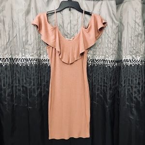 LOVE CULTURE Off the shoulders dress